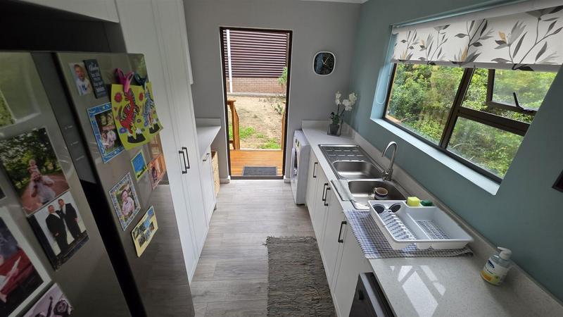 3 Bedroom Property for Sale in Dwarswegstrand Western Cape